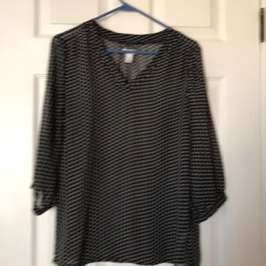 Old navy black and white sheer blouse medium Euc